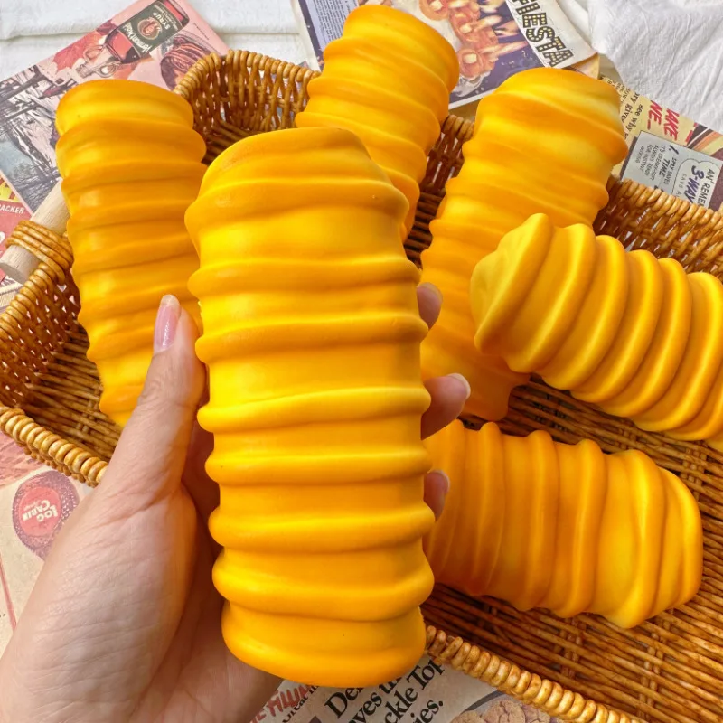 Realistic Croissant Squishy Toy Soft Slow Rising Stress Relief Toy Wholesale Squishy Toy 3