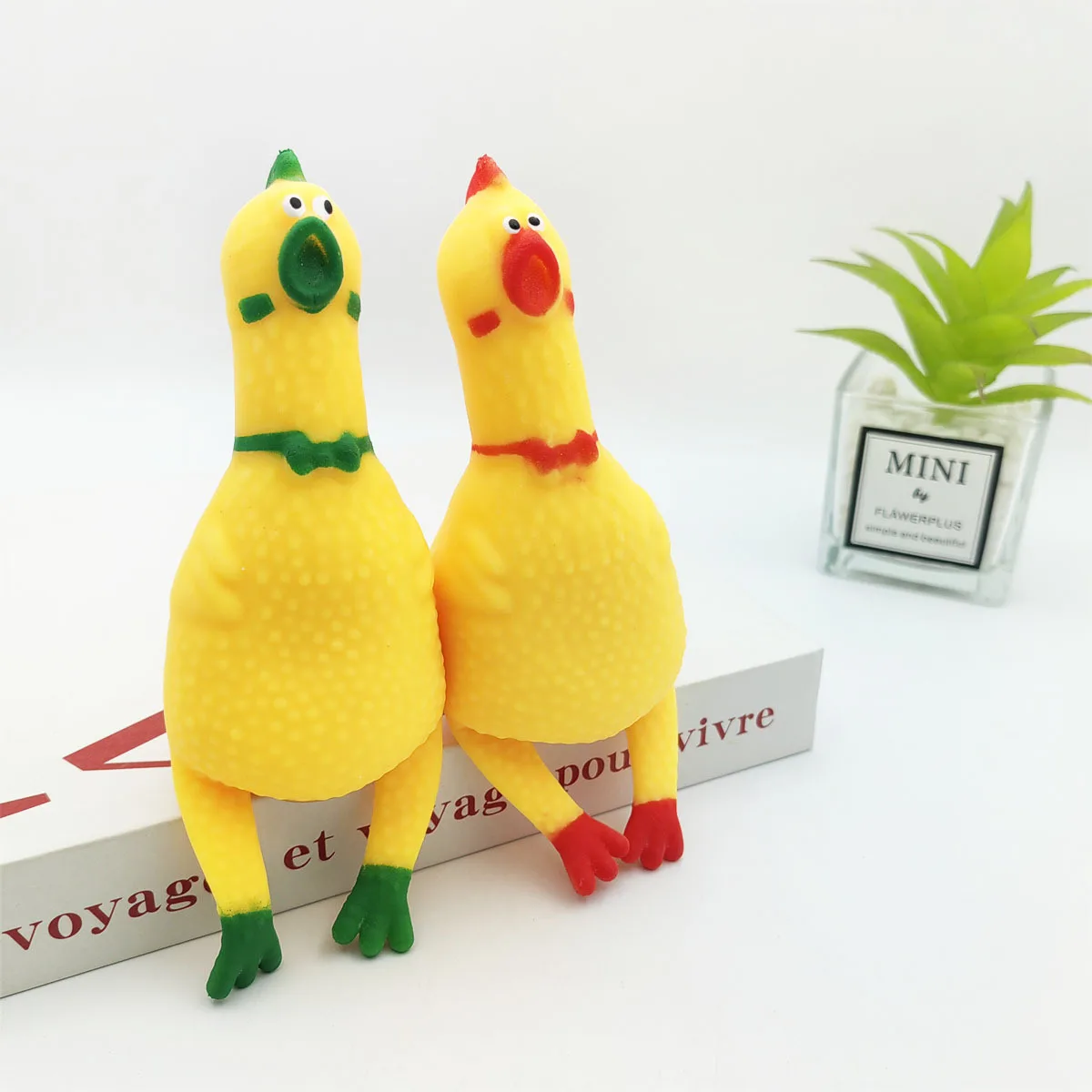 Screaming Chicken Squishy Toy Stretchy Novelty Stress Relief Toy