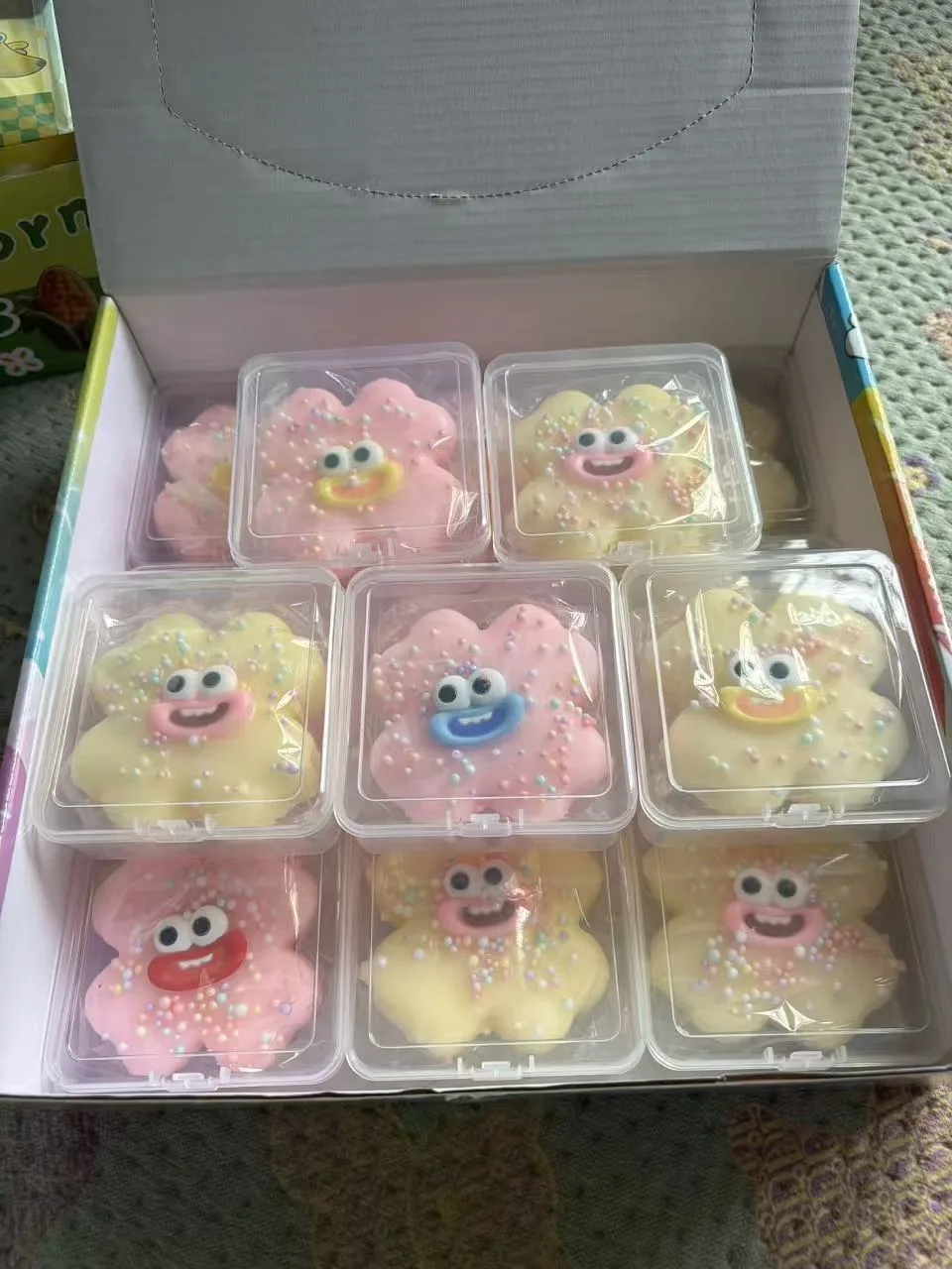 Crunchy Flower Big-Eyed Squishy Toy Soft Stress Relief Fidget Ball Wholesale Squishy Toy 4