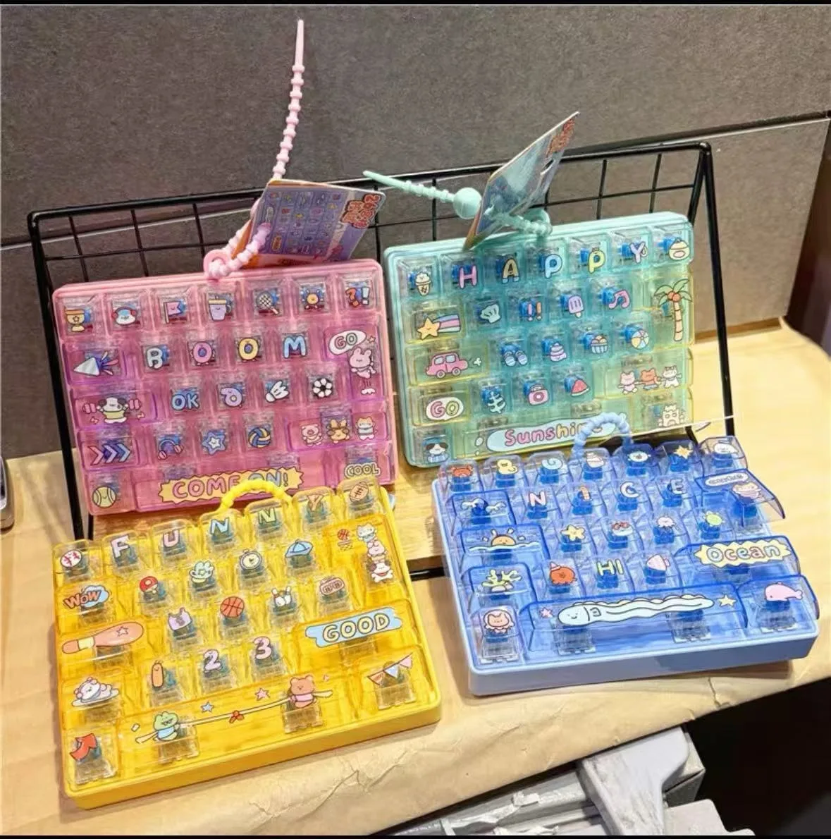 26-Key Keyboard Squishy Keychain Toy Wholesale 26-Key Keyboard Squishy Keychain Toy Wholesale Squishy Toy